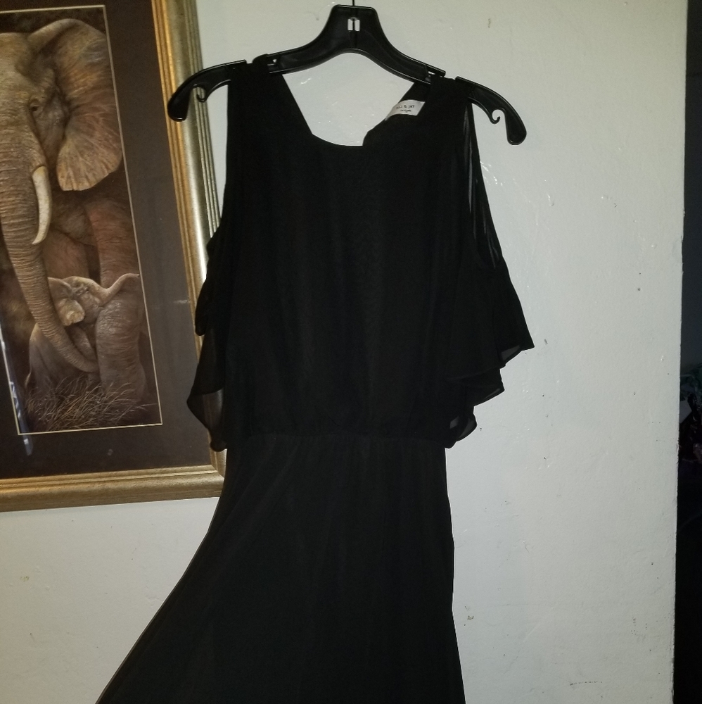 Ali and Jay black maxi dress medium